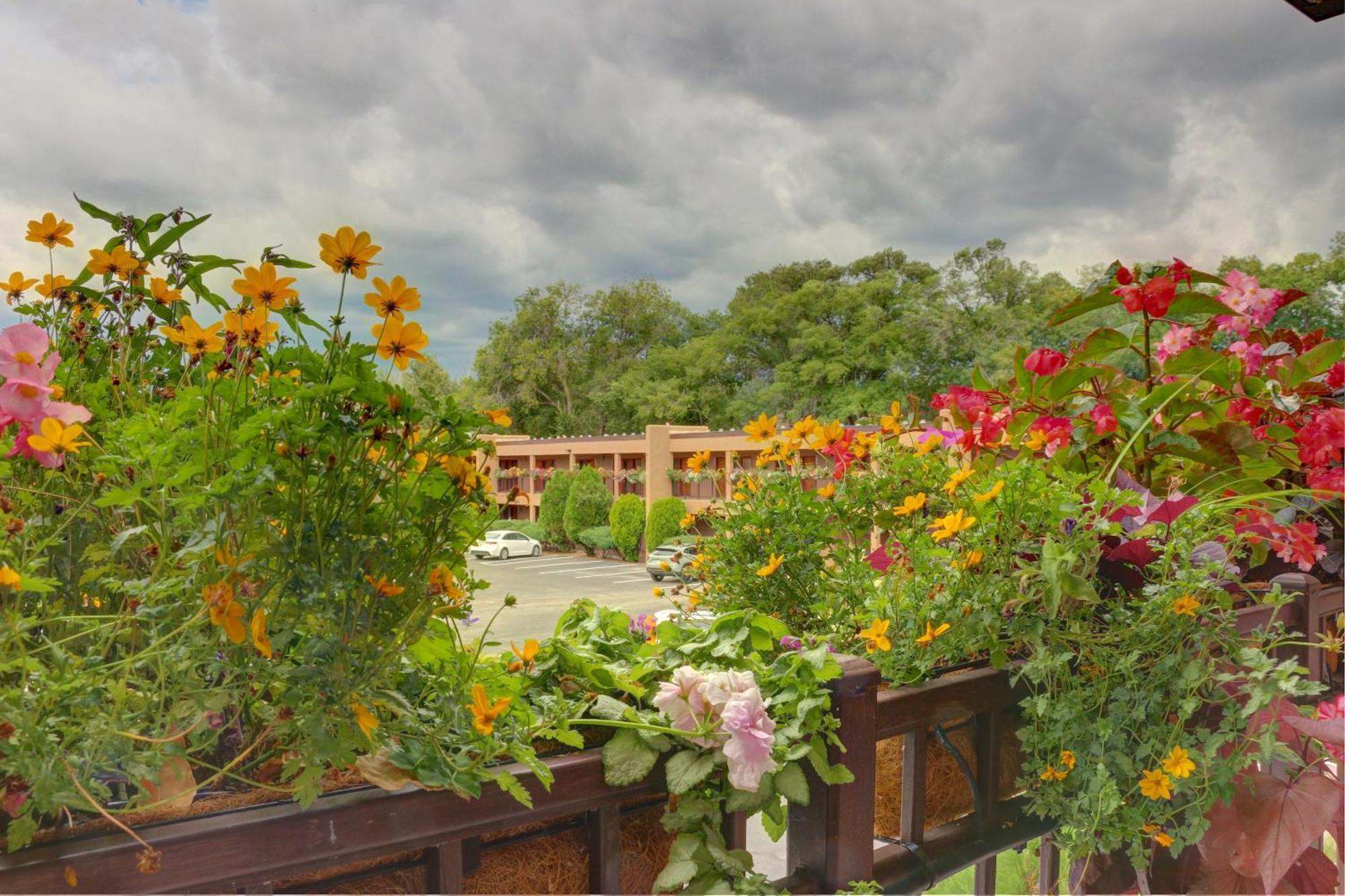El Sendero Inn, Ascend Hotel Collection ซานตาเฟ ภายนอก รูปภาพ