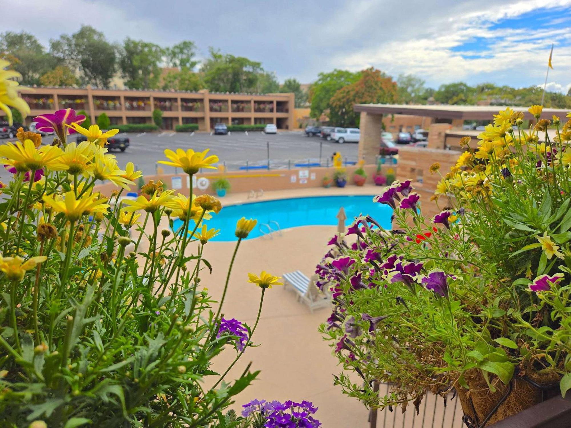 El Sendero Inn, Ascend Hotel Collection ซานตาเฟ ภายนอก รูปภาพ
